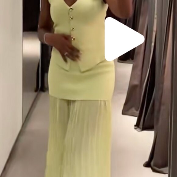 Elegant Lime Green Maxi Skirt - Picture 7 of 7